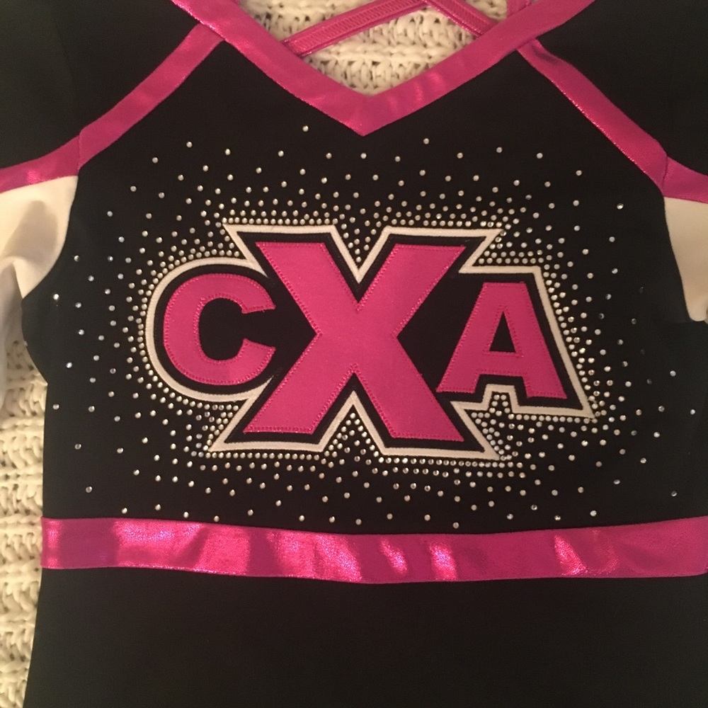 do cheer uniform